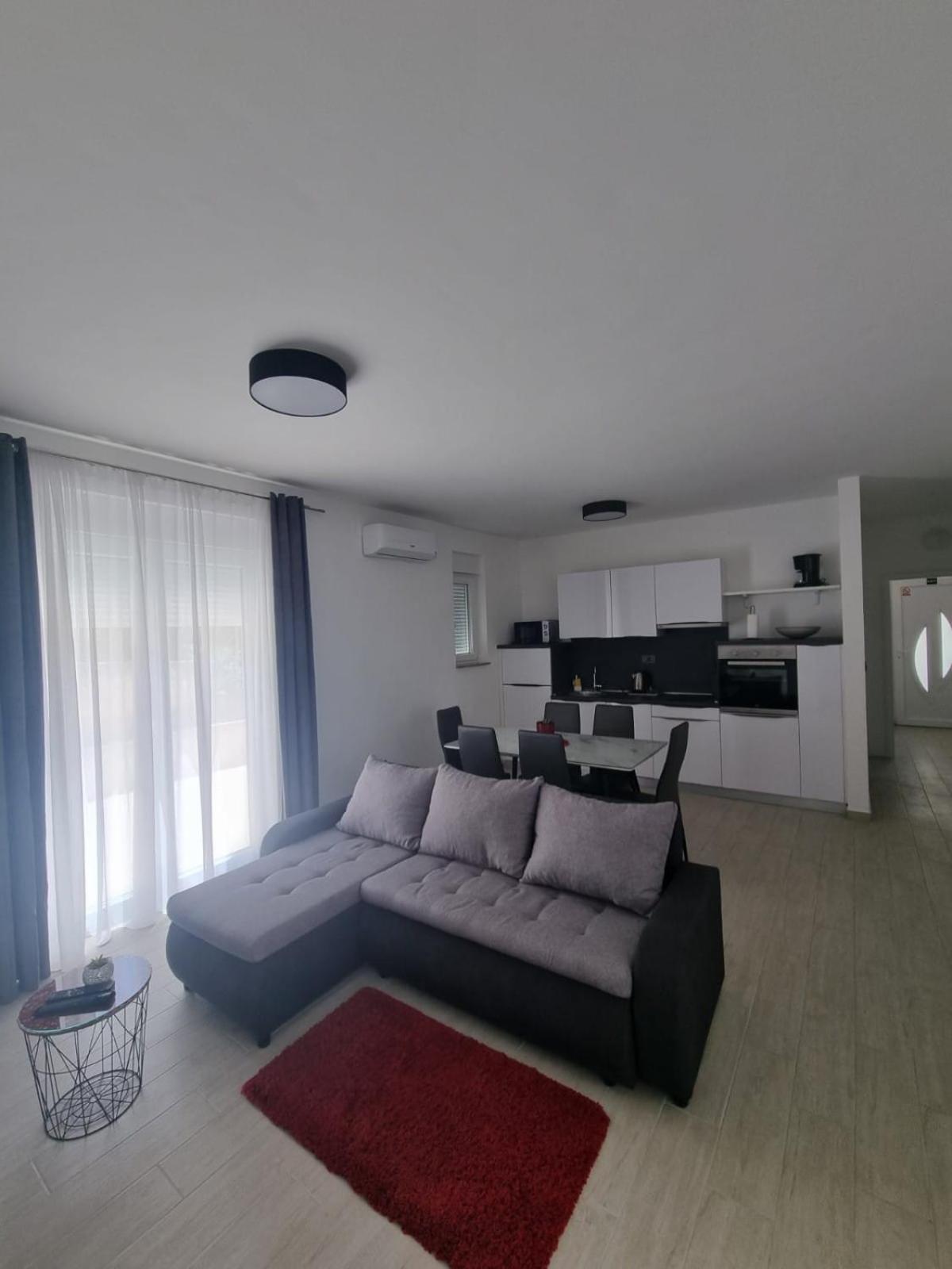 Apartament Gabi *